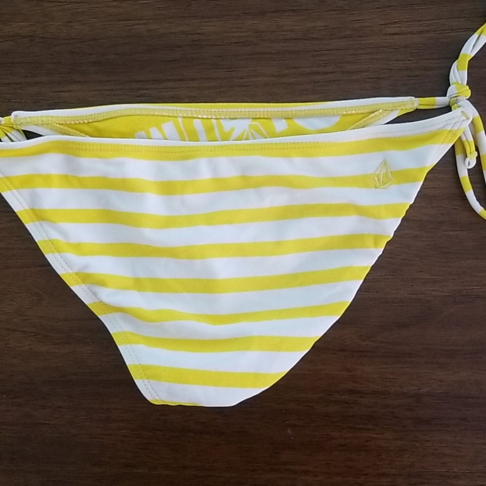 Volcom bikini bottom - Picture 2 of 2